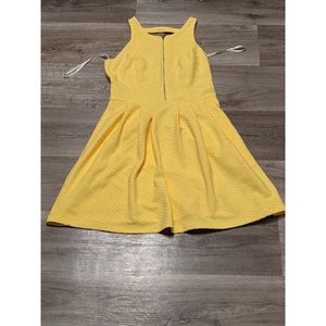 Jessica Simpson Women's Sleeveless Summer Dress - Sz. 8 - Yellow